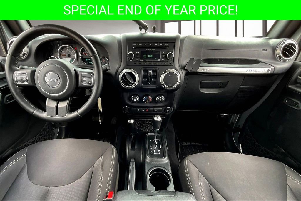 Used 2016 Jeep Wrangler Unlimited Rubicon w/ Connectivity Group image 7