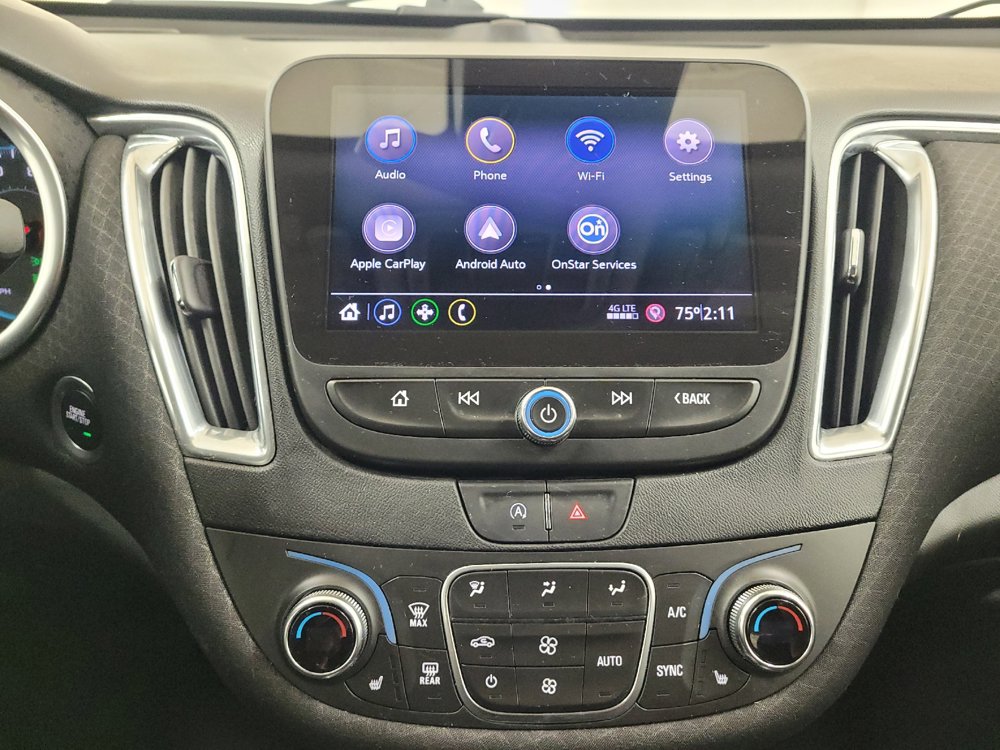 Used 2020 Chevrolet Malibu LT FWD image 25