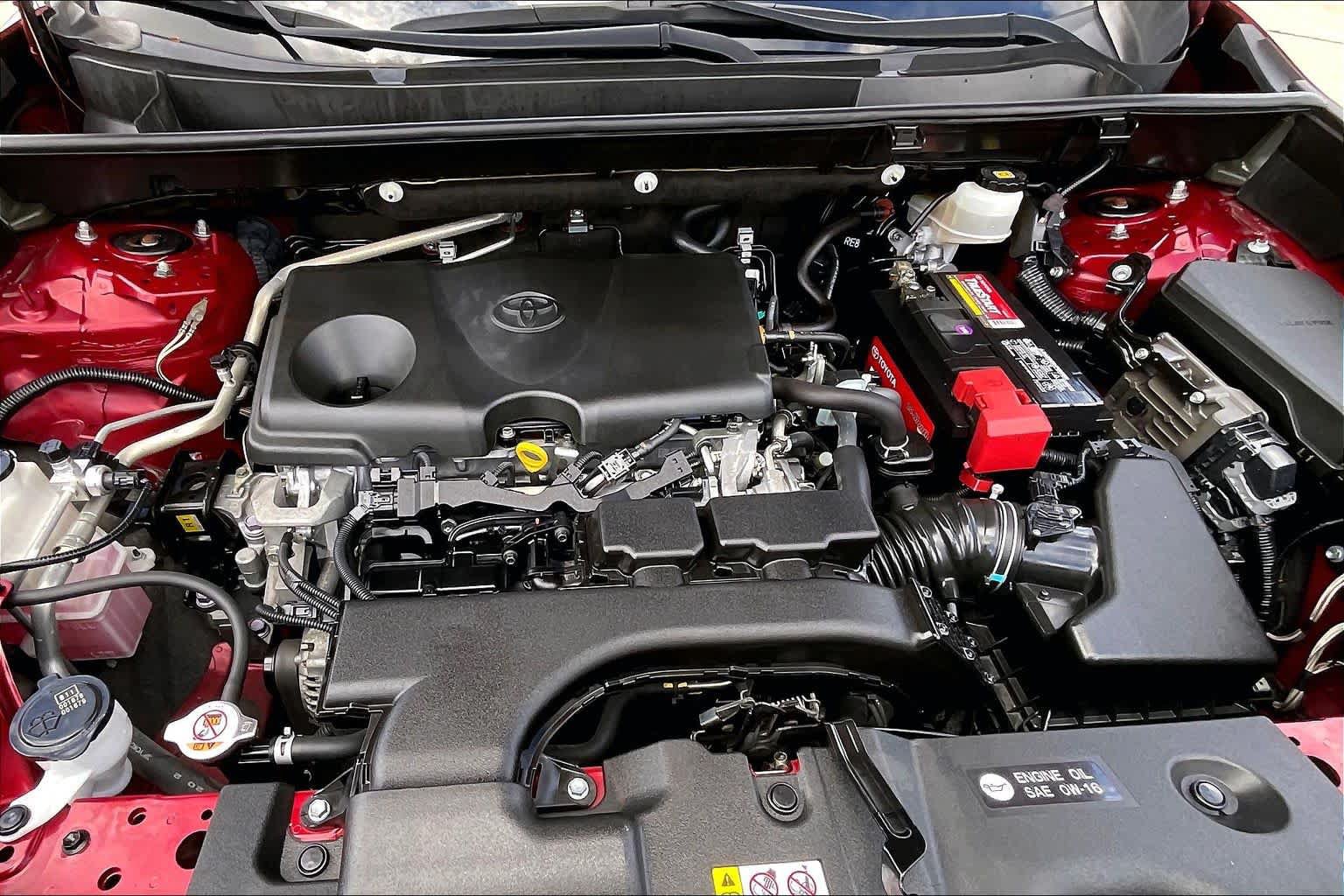 Used 2020 Toyota RAV4 LE FWD image 29