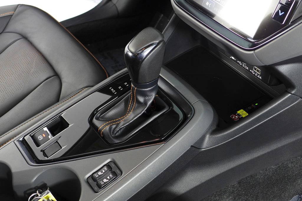 Certified 2025 Subaru Crosstrek 2.5i Limited w/ Crosstrek Mirror Package AWD/4WD image 15