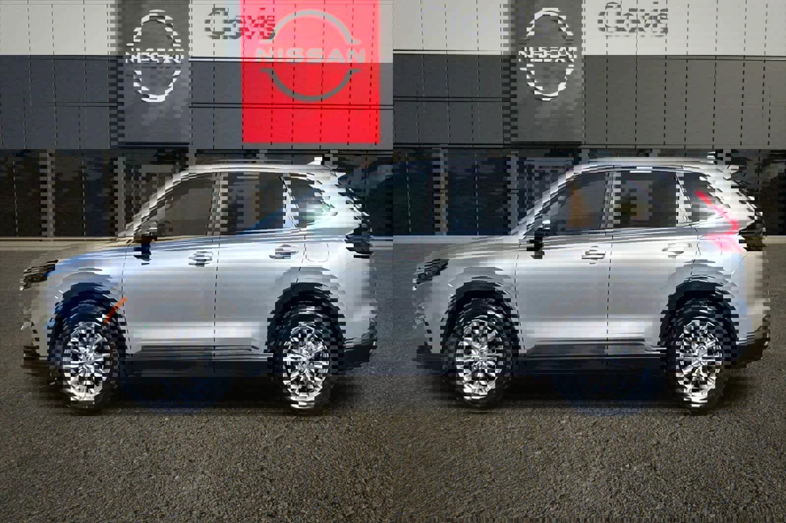 Used 2023 Honda CR-V EX-L image 6