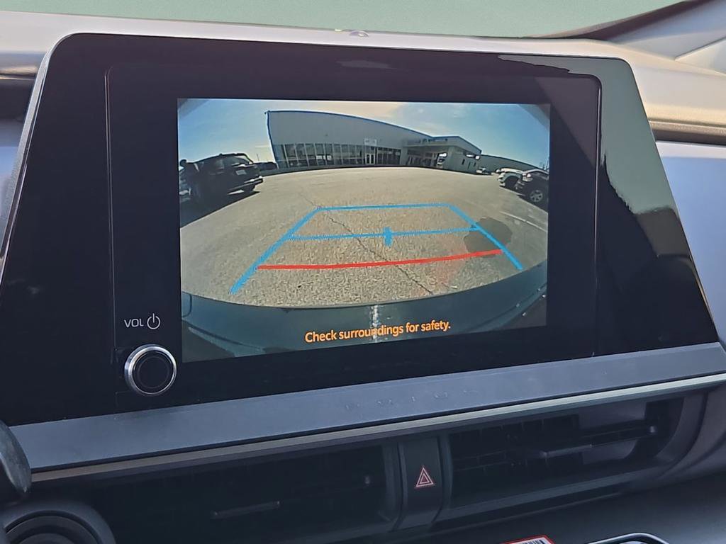 Used 2023 Toyota Prius LE image 34