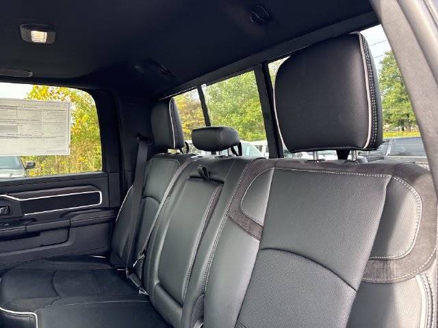 New 2027 RAM 2500 Laramie AWD/4WD image 25