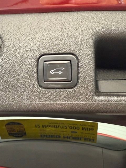 Used 2022 Chevrolet Equinox RS w/ RS Leather Package image 59