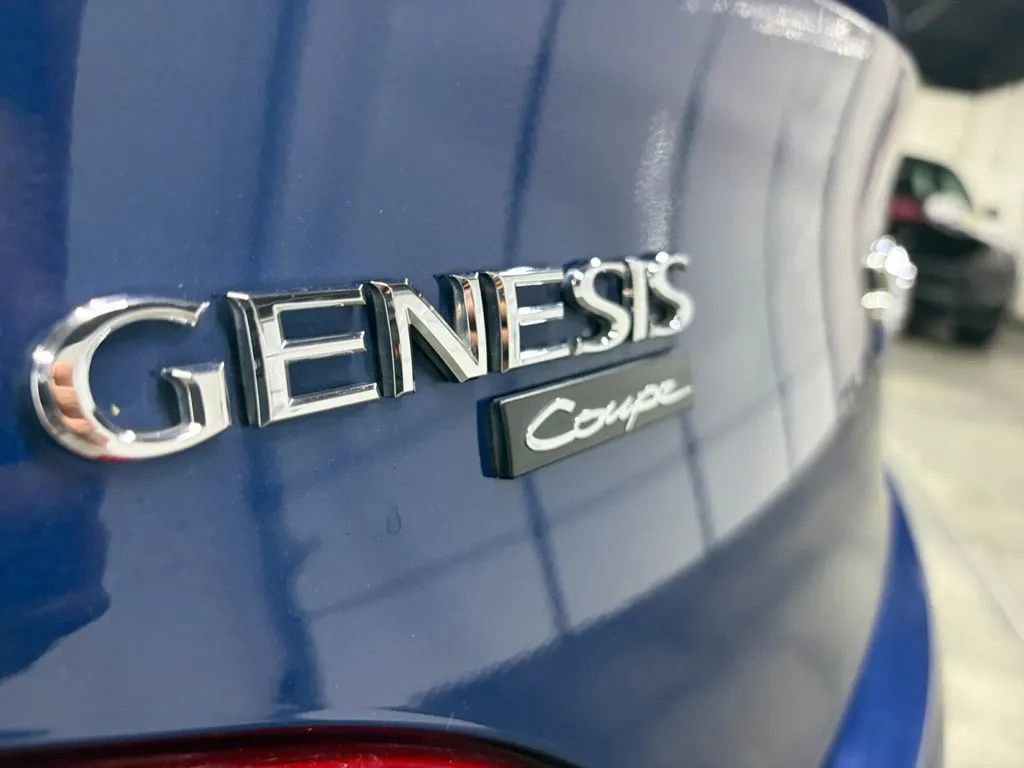 Used 2015 Hyundai Genesis 3.8 RWD image 23