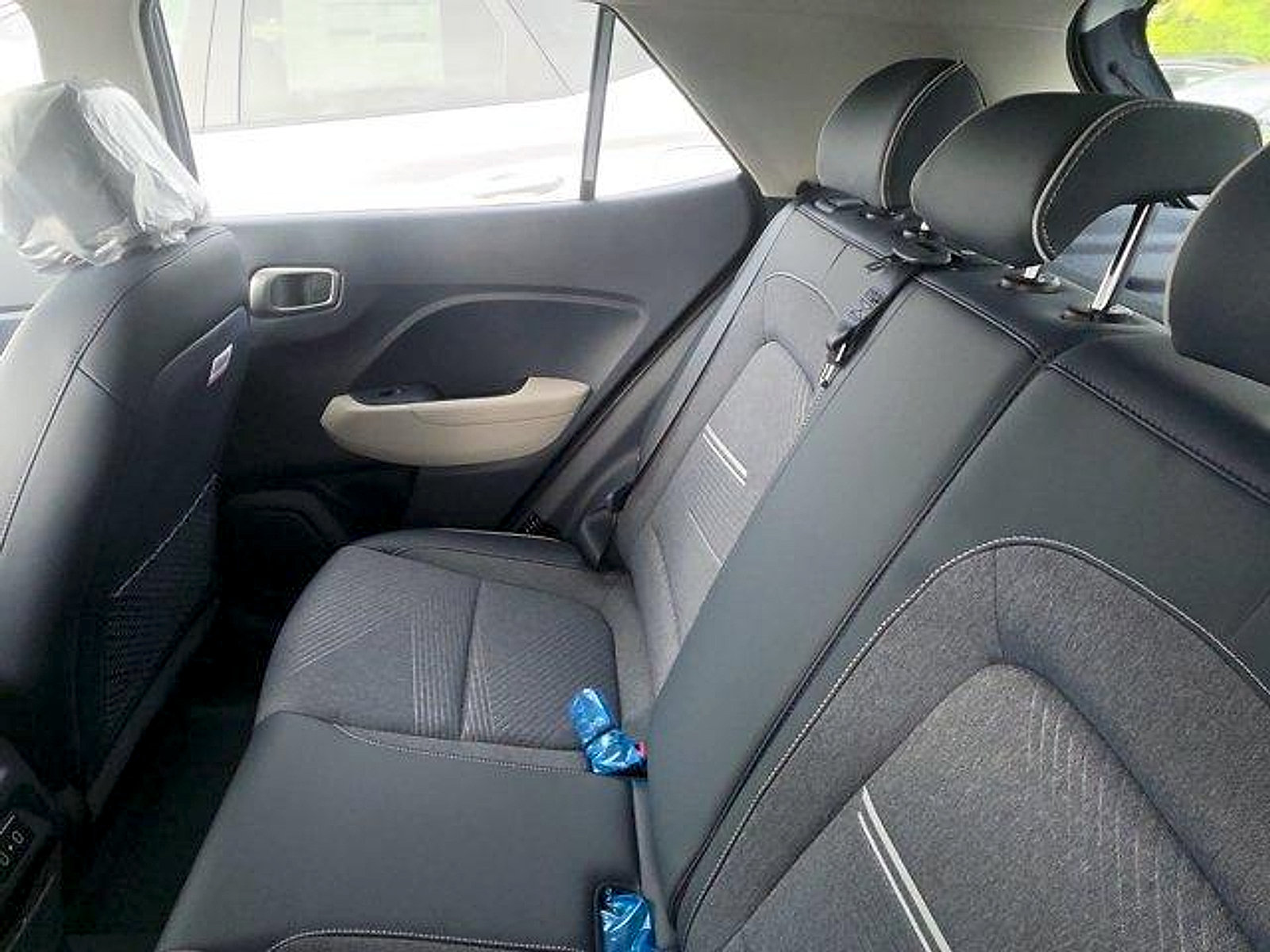 New 2026 Hyundai Venue SEL FWD image 13