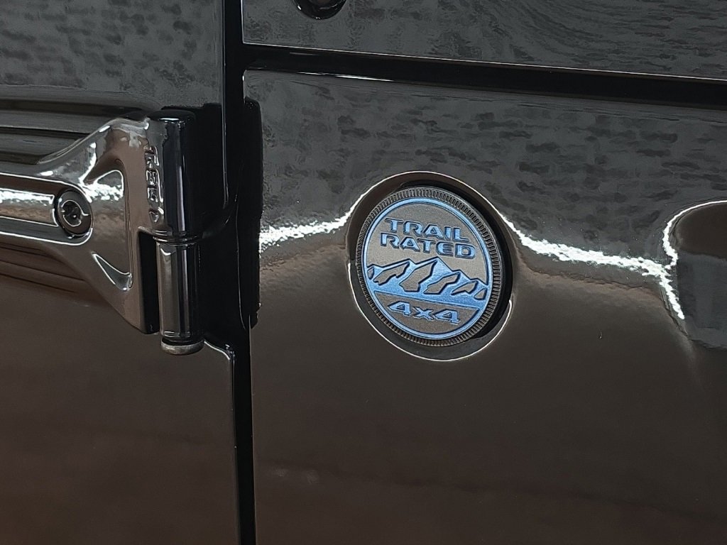 Used 2024 Jeep Wrangler High Altitude image 10