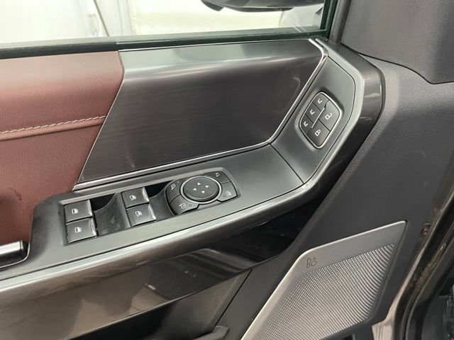 Used 2021 Ford F150 Lariat w/ Equipment Group 502A High AWD/4WD image 13