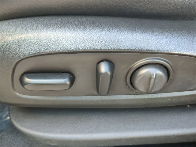 Used 2021 GMC Terrain SLT w/ Elevation Edition image 20