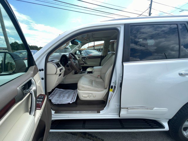 Used 2013 Lexus GX 460 w/ Comfort Plus Pkg image 10