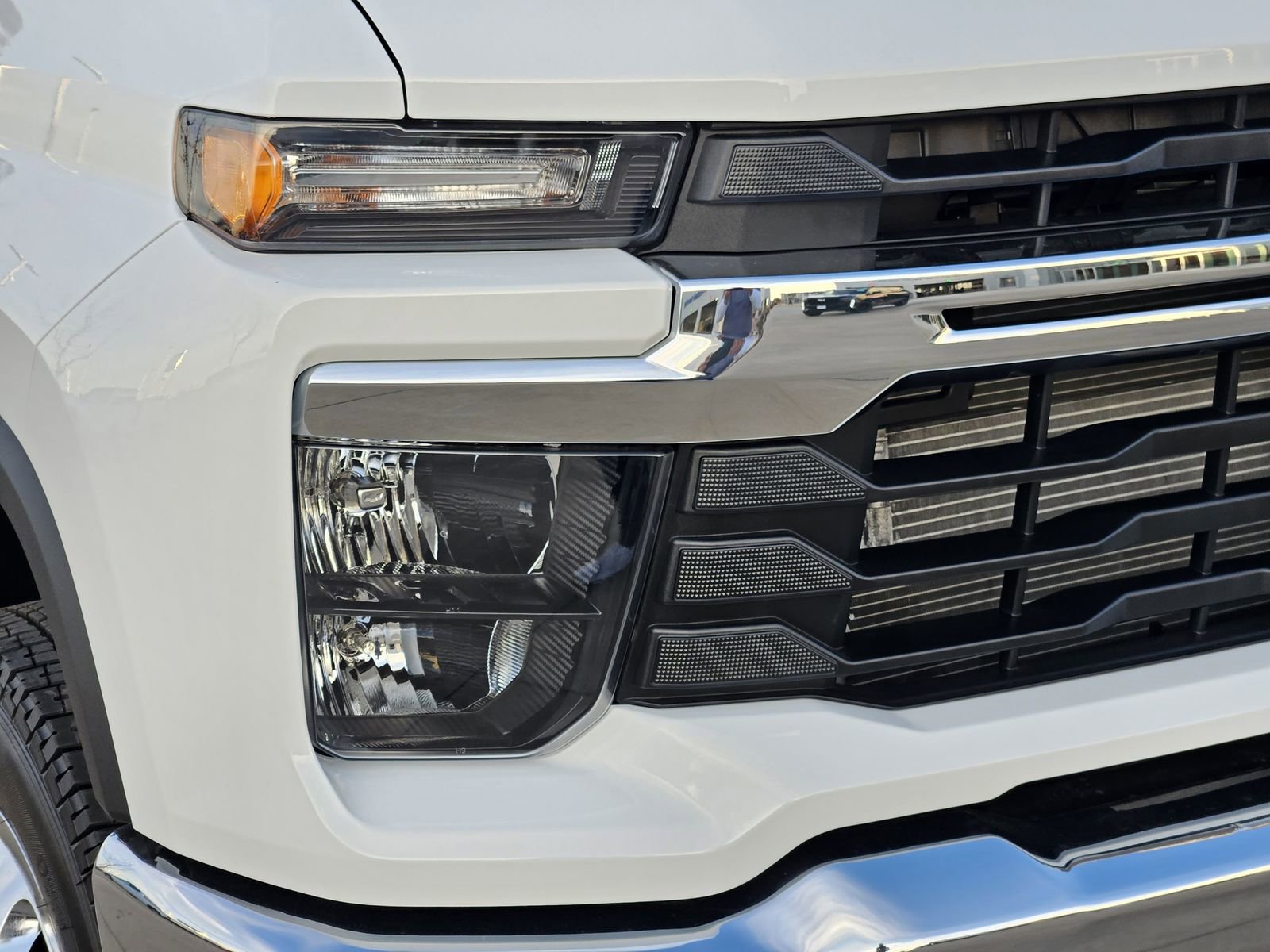 New 2026 Chevrolet Silverado 3500 LT w/ Convenience Package AWD/4WD image 10