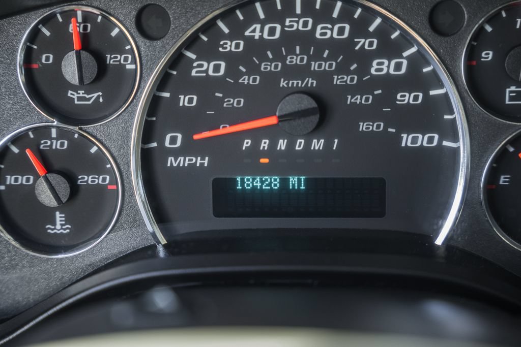 Used 2024 GMC Savana 2500 w/ Driver Convenience Package RWD image 37