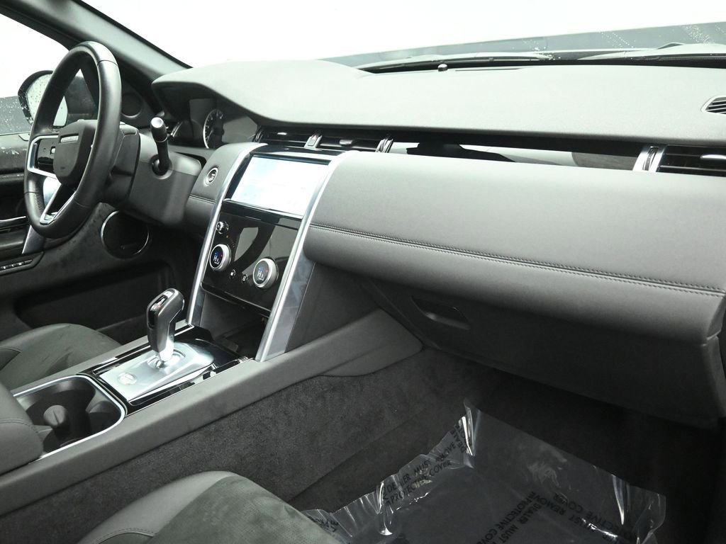 Used 2023 Land Rover Discovery Sport SE AWD/4WD image 26
