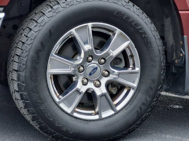 Used 2017 Ford F150 XLT w/ XTR Package AWD/4WD image 17