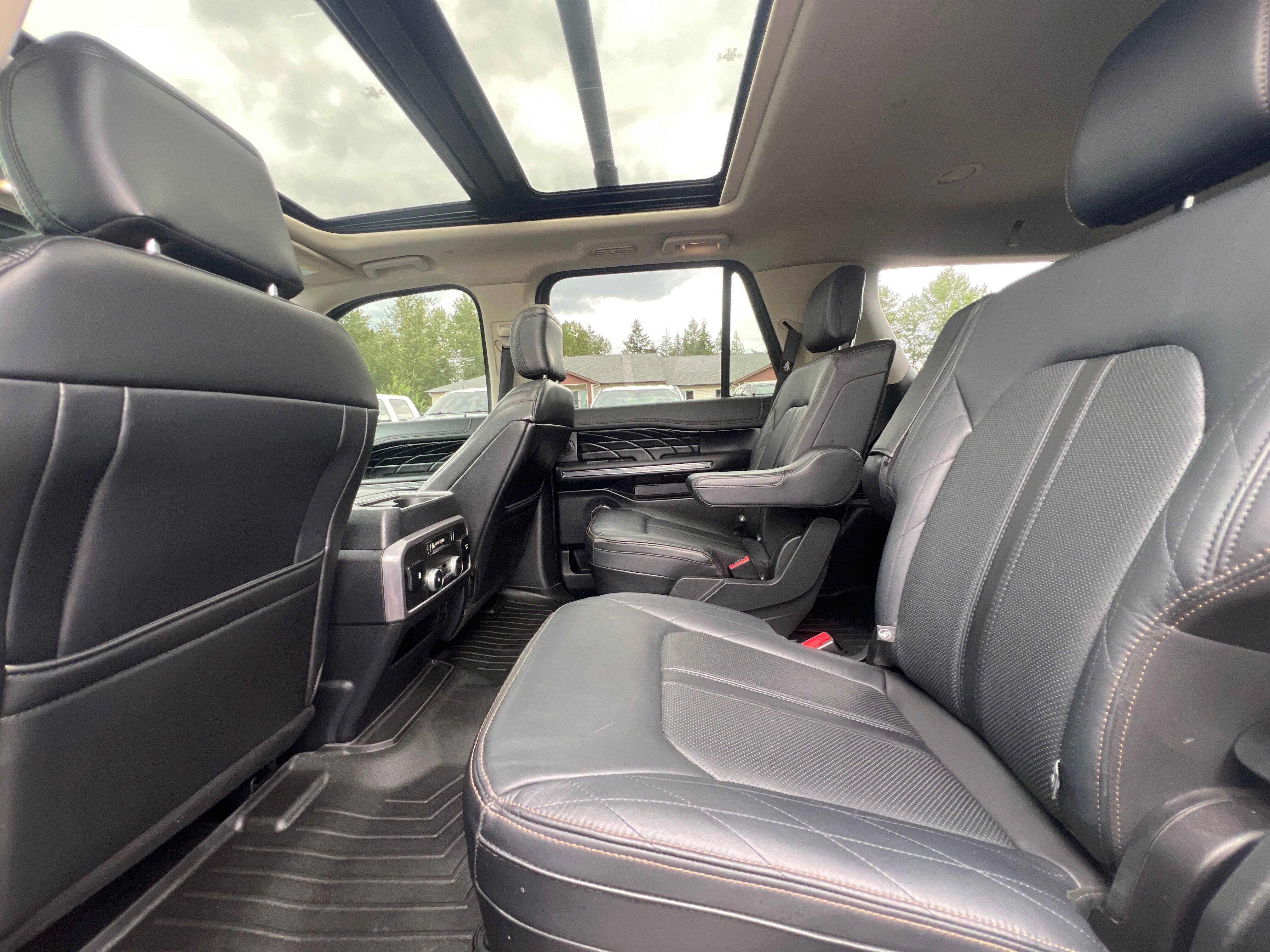 Used 2019 Ford Expedition Platinum image 29