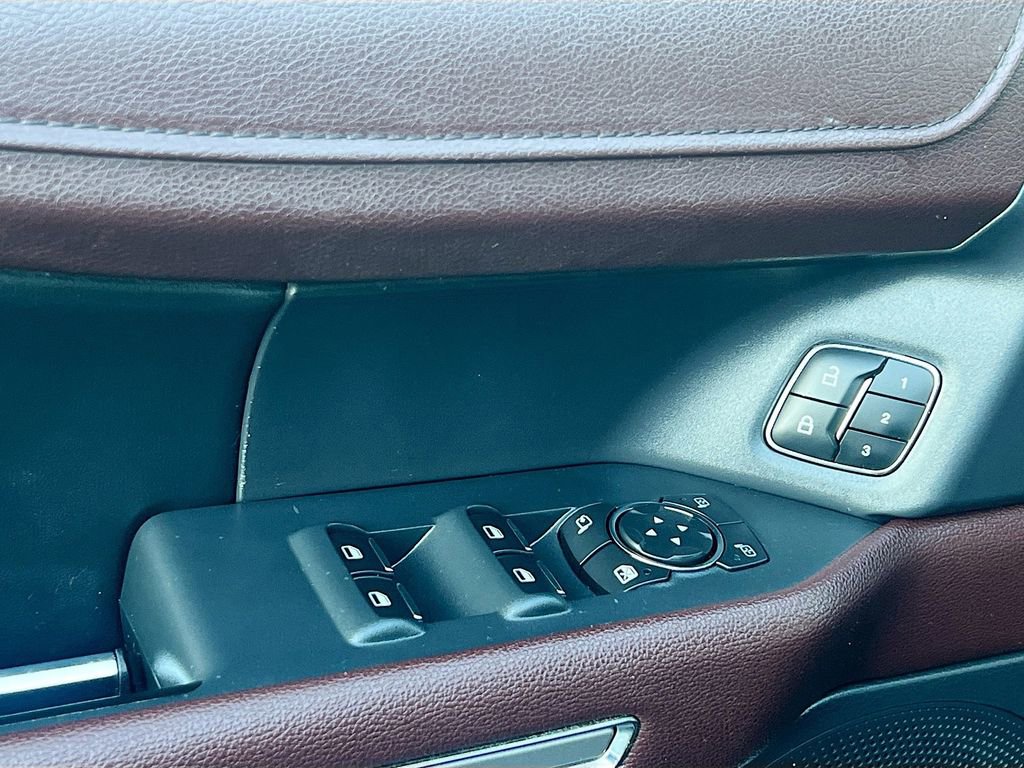 Used 2024 Ford Expedition Max Limited image 18