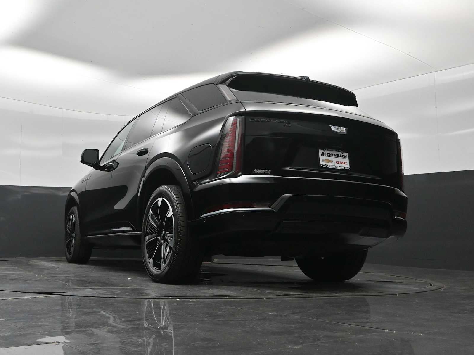Used 2025 Cadillac Escalade IQ Sport 1 AWD/4WD image 23