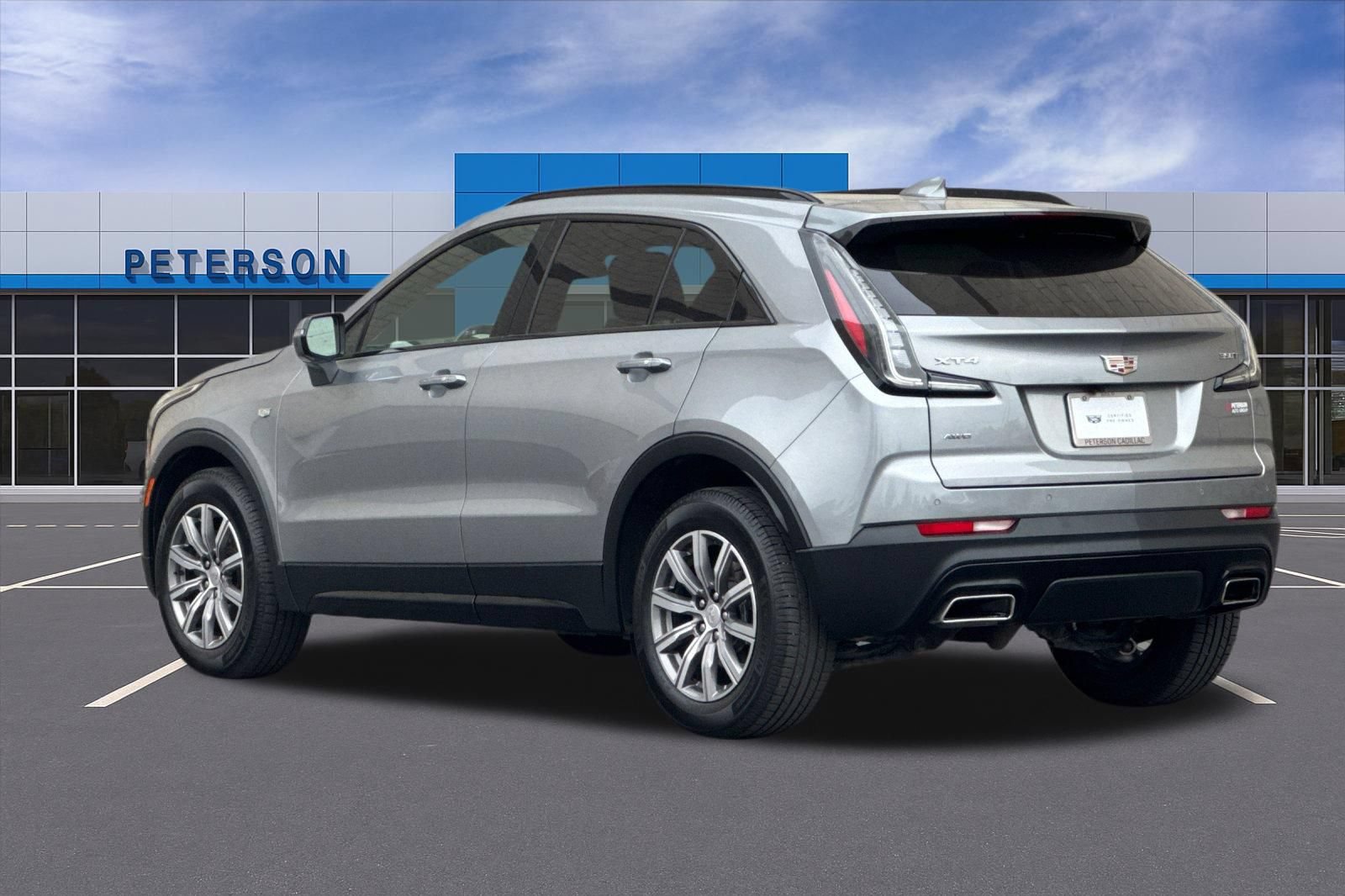 Used 2023 Cadillac XT4 Sport w/ Technology Package AWD/4WD image 6