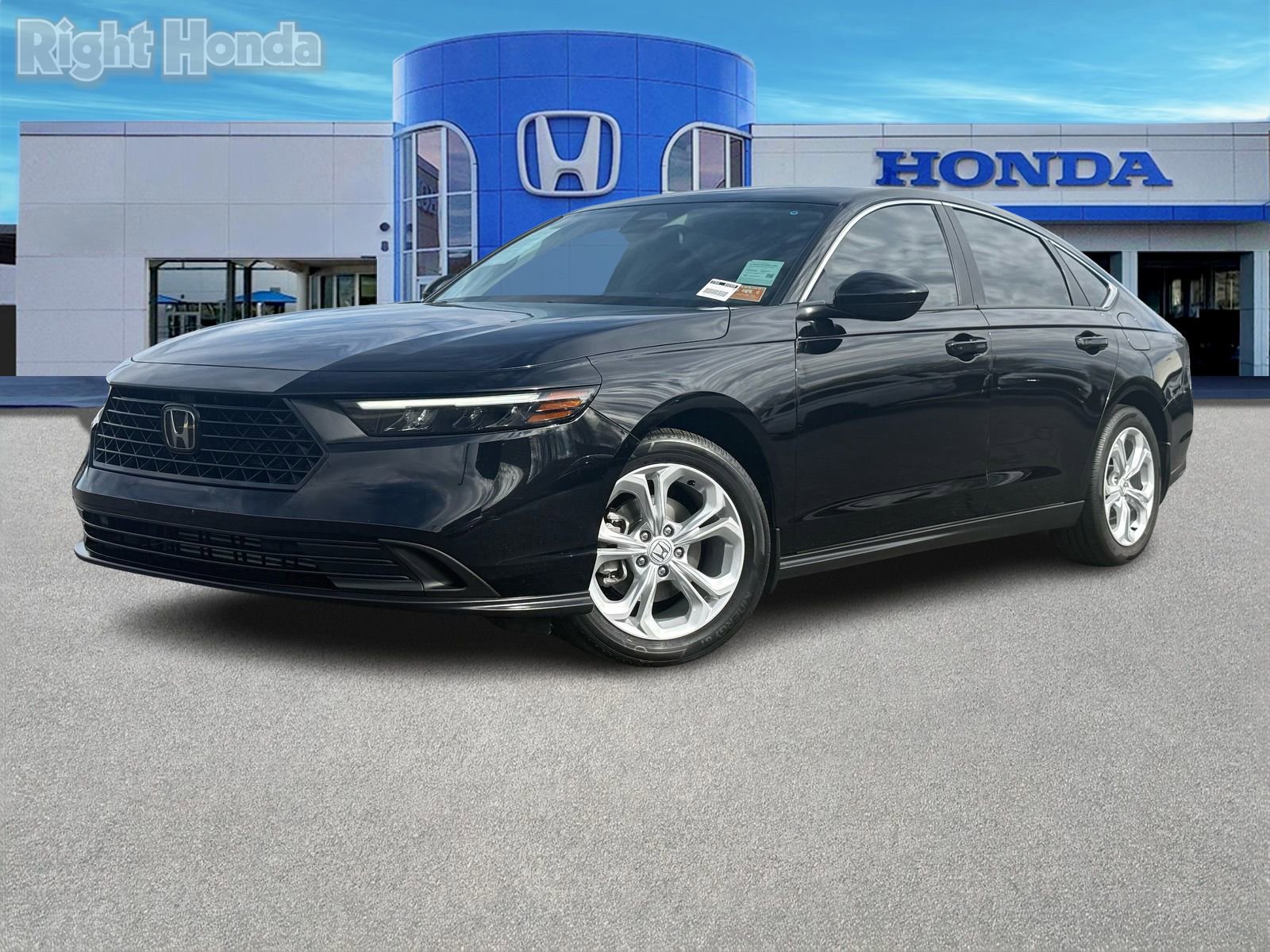 Used 2024 Honda Accord LX image 2