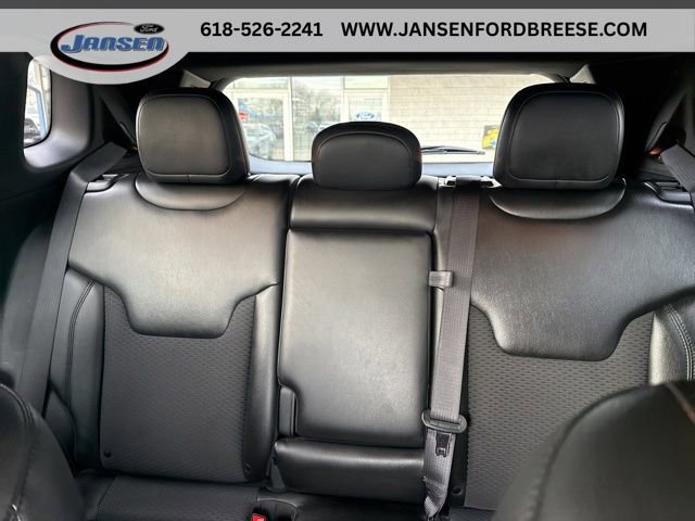Used 2022 Jeep Compass Latitude AWD/4WD image 12