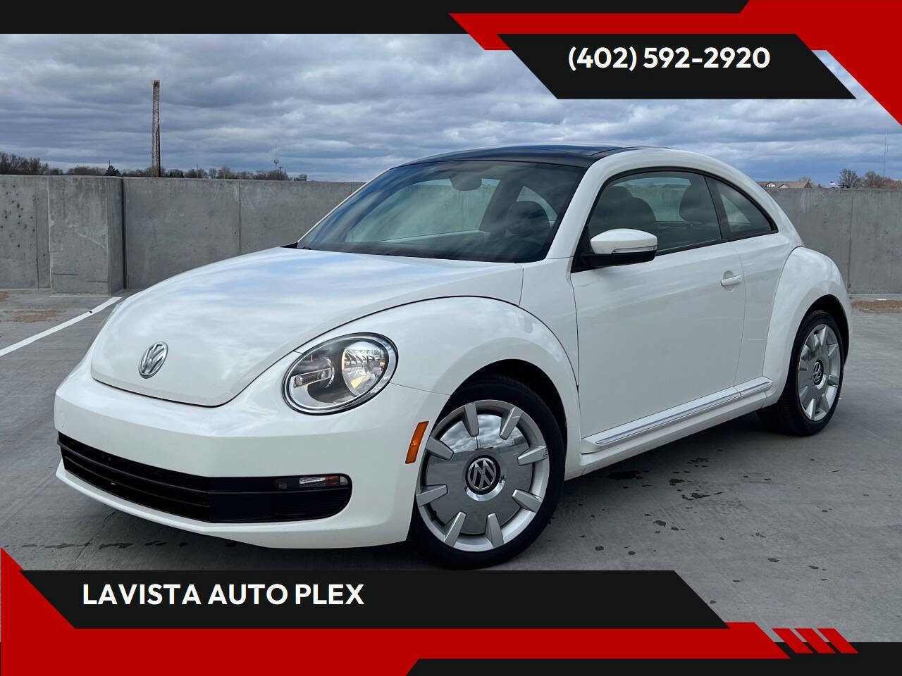 Used 2013 Volkswagen Beetle 2.5 image 1