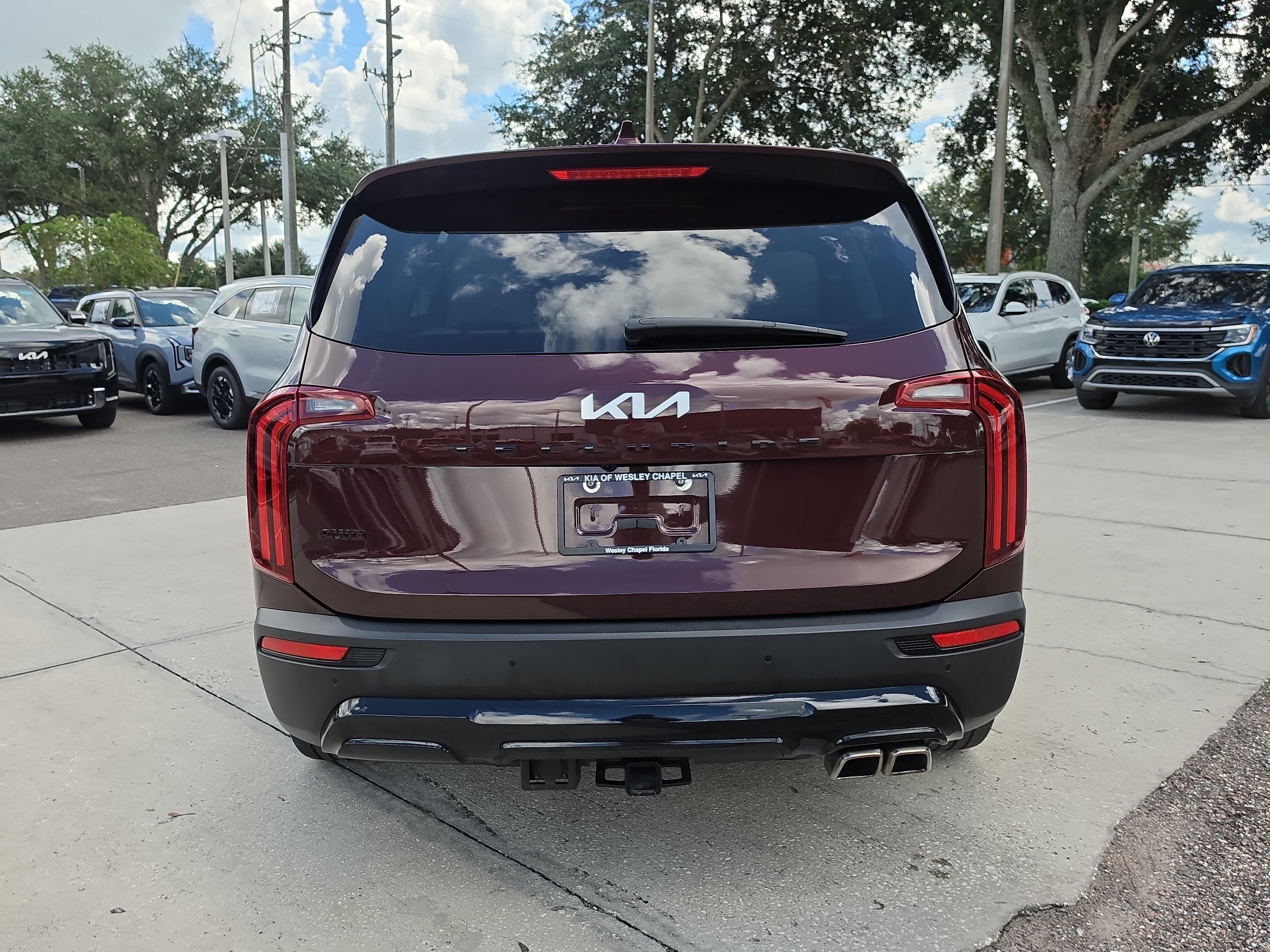 Certified 2022 Kia Telluride SX w/ Nightfall Edition Package AWD/4WD image 7