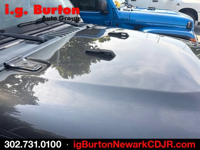Used 2021 Jeep Wrangler Unlimited Sport AWD/4WD image 6