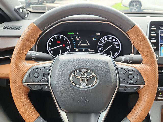 Certified 2022 Toyota Avalon Limited w/ Advanced Safety Package FWD image 21