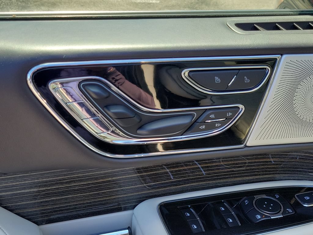 Certified 2023 Lincoln Navigator L Black Label AWD/4WD image 17