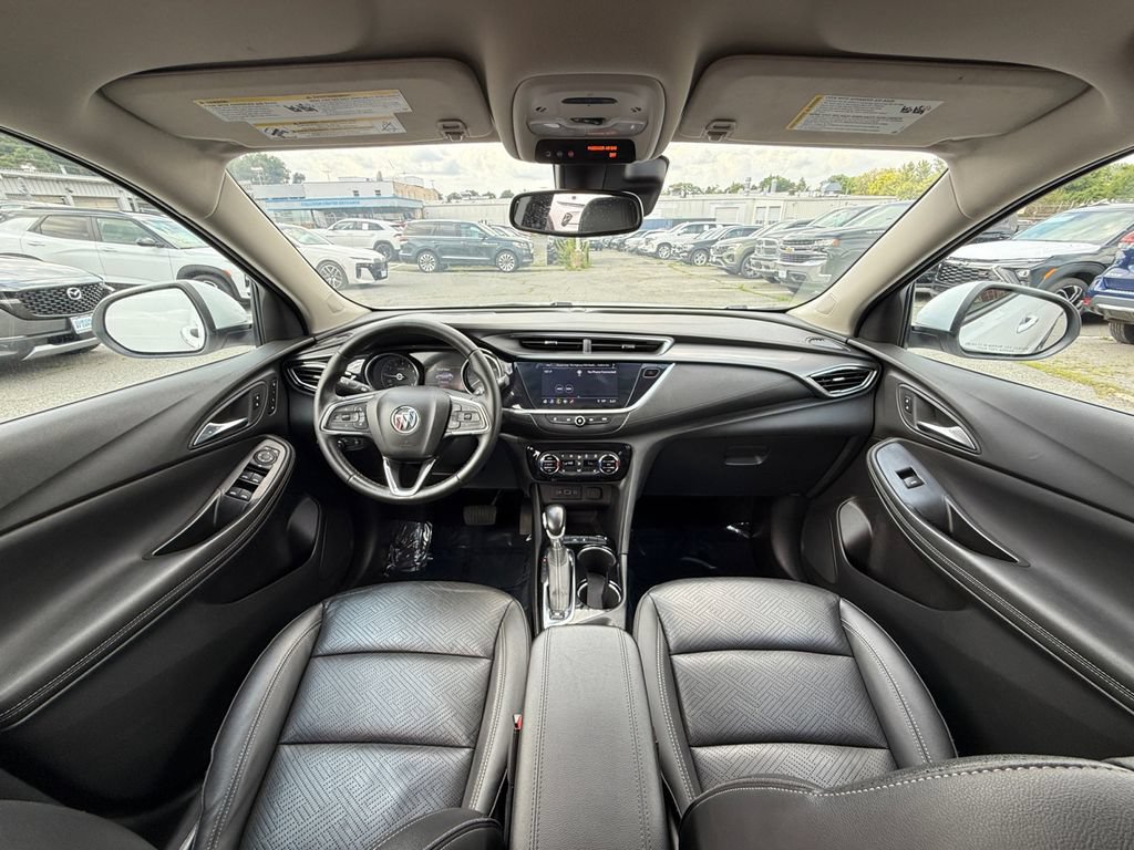 Used 2023 Buick Encore GX Essence FWD image 22