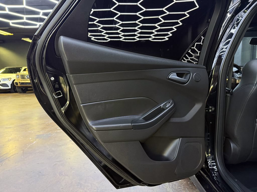 Used 2017 Ford Focus RS AWD/4WD image 17
