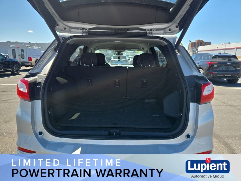 Used 2018 Chevrolet Equinox LT FWD image 14