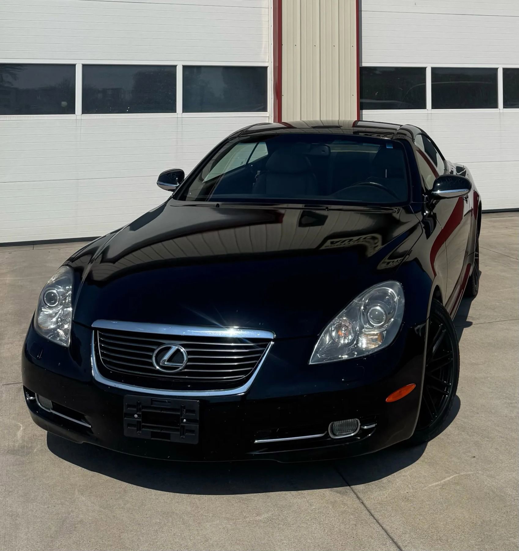 Used 2006 Lexus SC 430 Convertible image 3