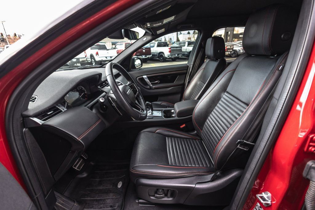 Used 2023 Land Rover Discovery Sport SE R-Dynamic image 17