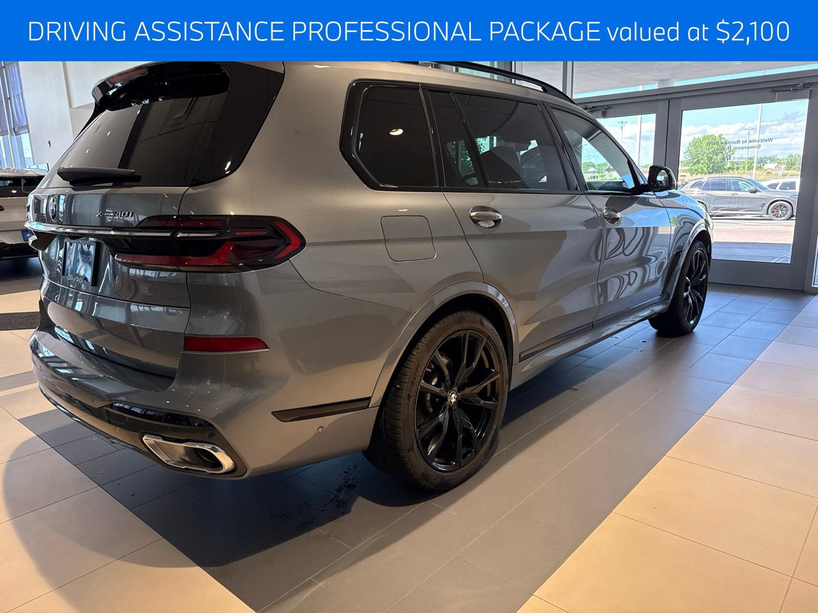 Certified 2024 BMW X7 xDrive40i w/ Executive Package AWD/4WD image 6