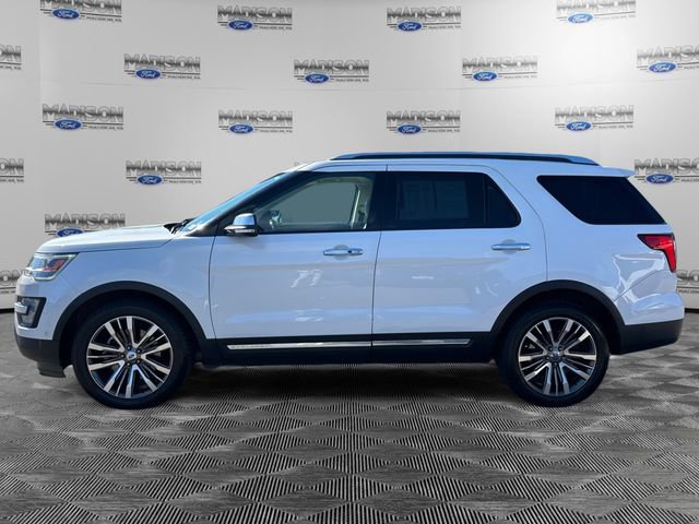 Used 2017 Ford Explorer Platinum AWD/4WD image 2