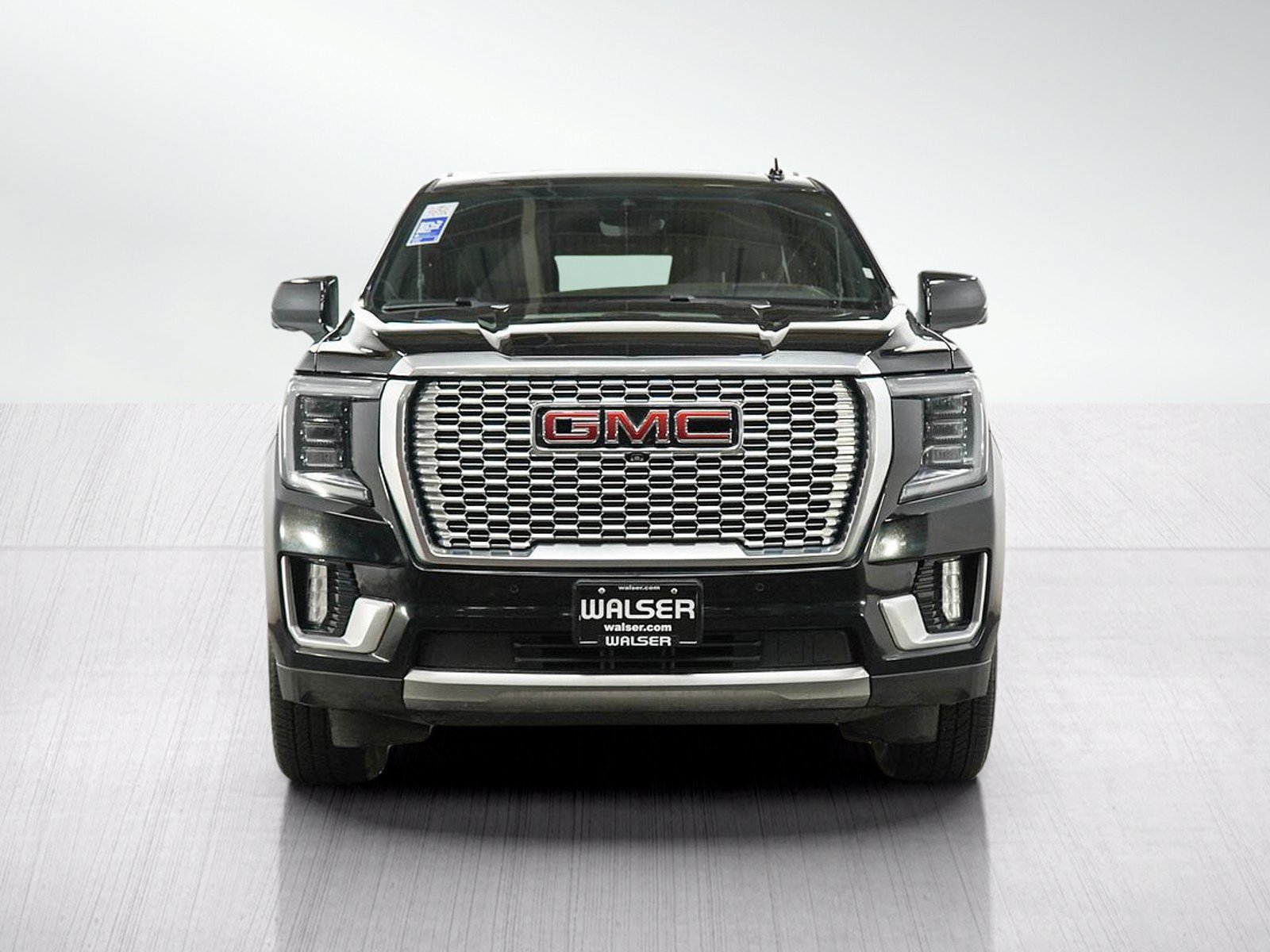 Used 2024 GMC Yukon Denali w/ Denali Reserve Package AWD/4WD image 8