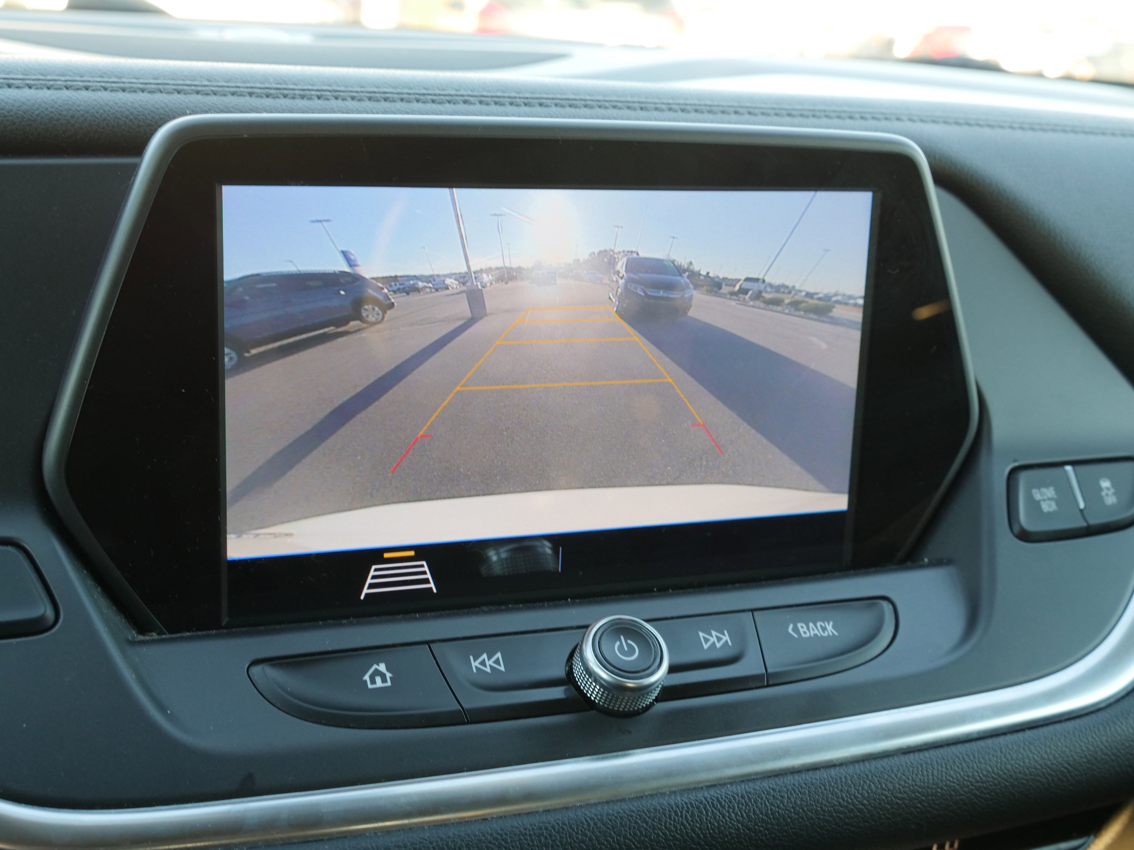 Used 2020 Chevrolet Blazer LT image 28