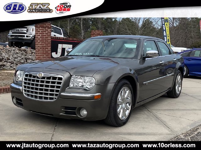 Used 2008 Chrysler 300 C w/ Protection Group II RWD image 3