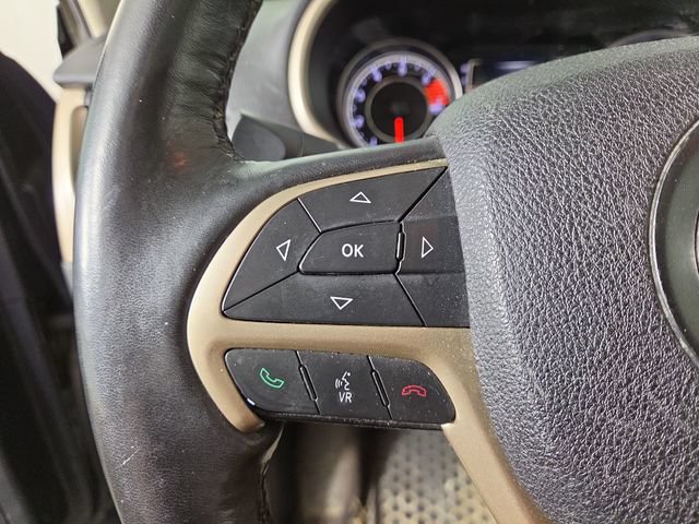 Used 2016 Jeep Cherokee 75th Anniversary AWD/4WD image 21