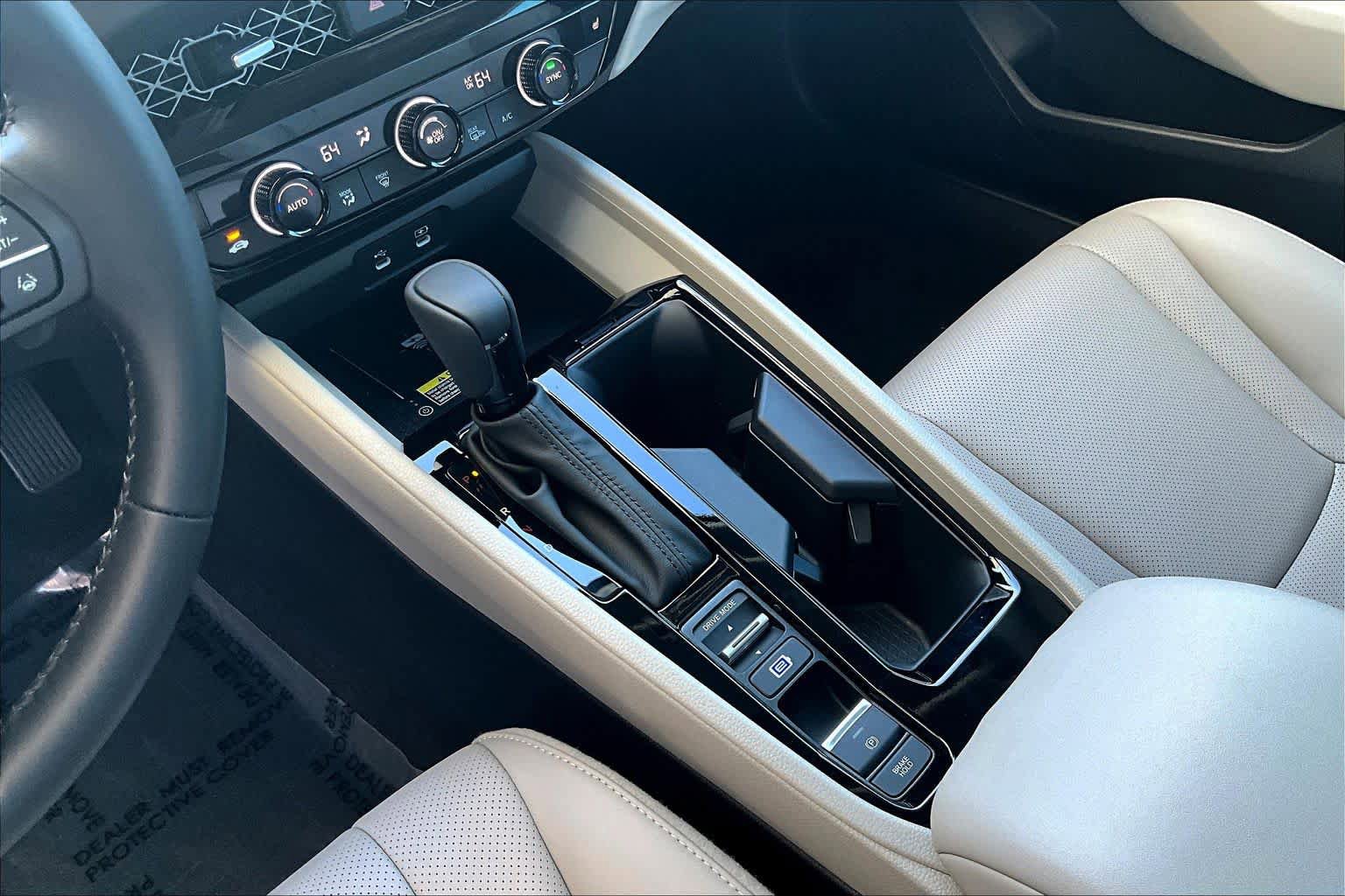 Used 2025 Honda Accord EX-L image 15