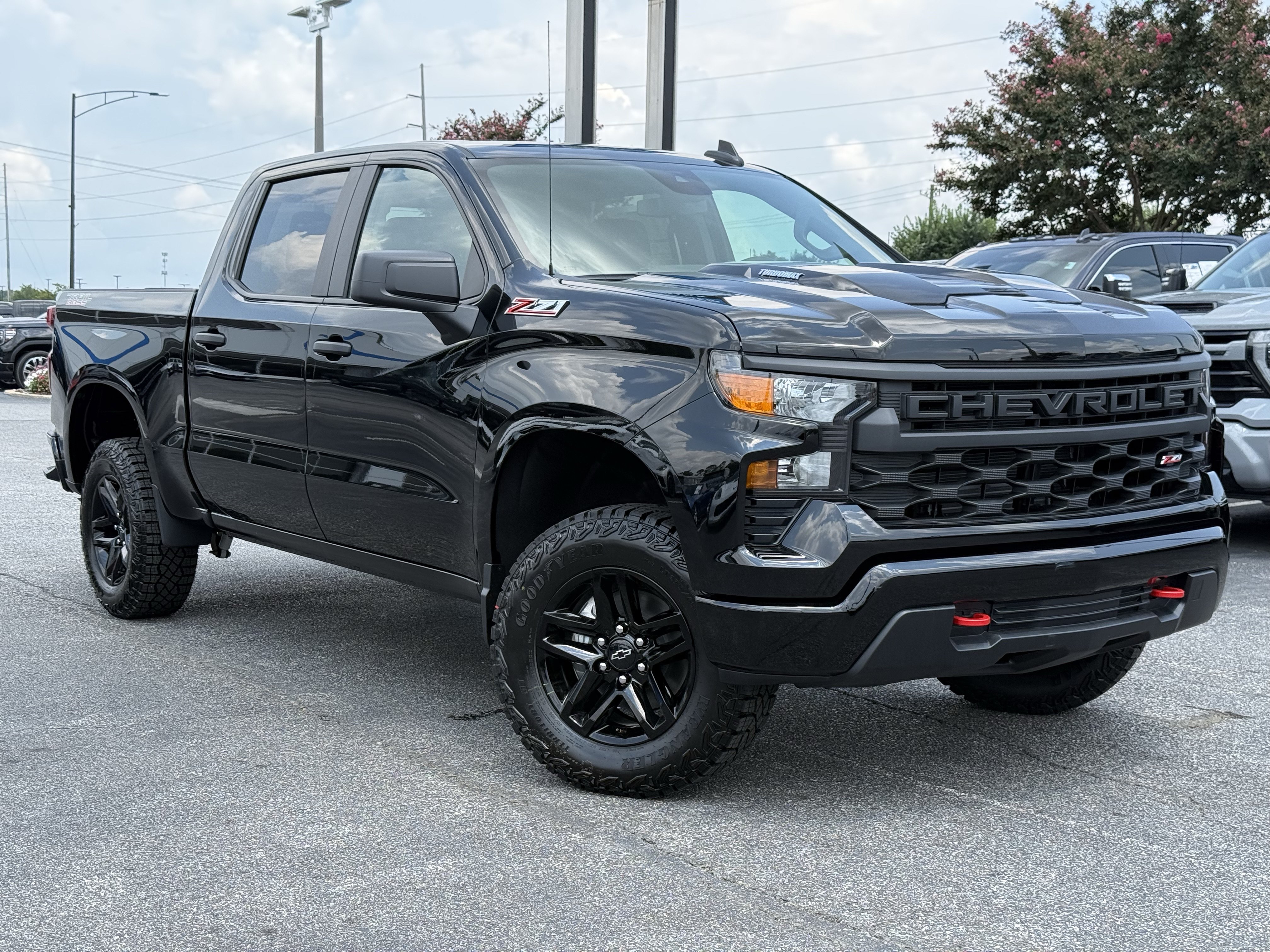 New 2026 Chevrolet Silverado 1500 Custom Trail Boss AWD/4WD image 2