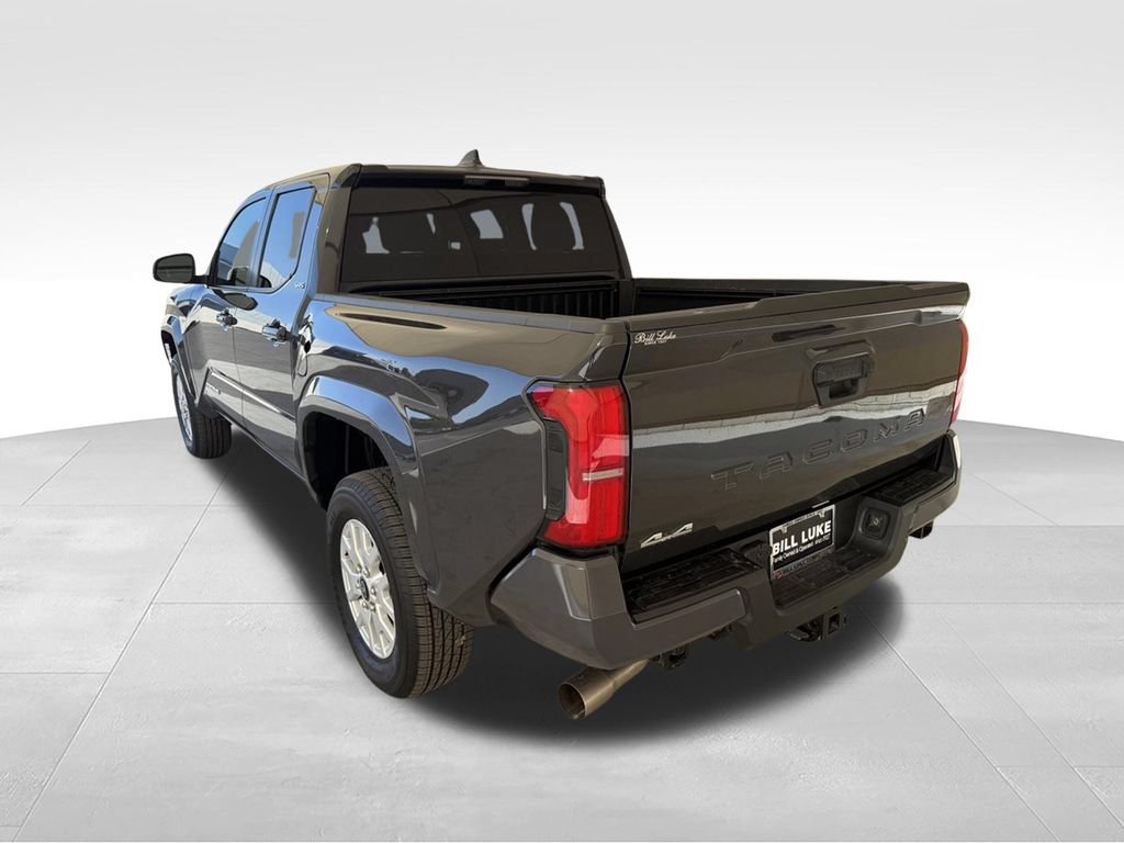 Used 2026 Toyota Tacoma SR5 AWD/4WD image 11
