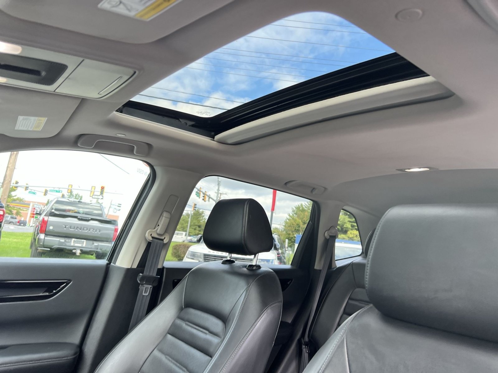 Used 2024 Honda CR-V EX-L image 23