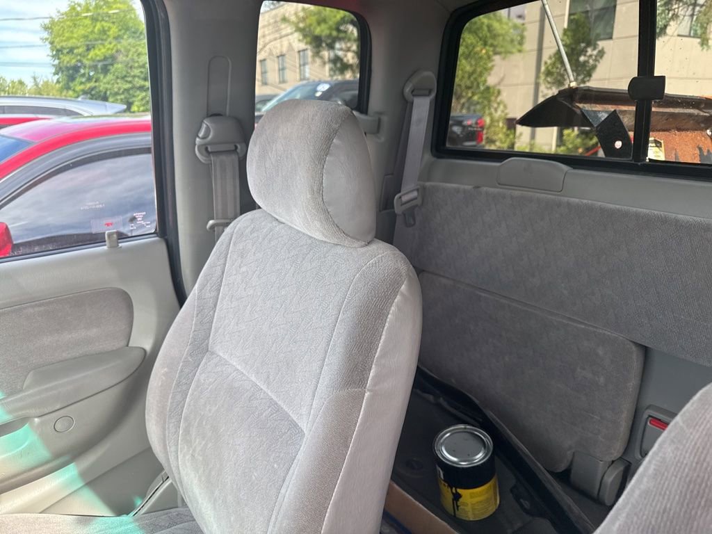 Used 2001 Toyota Tacoma 4x4 Xtracab V6 image 17