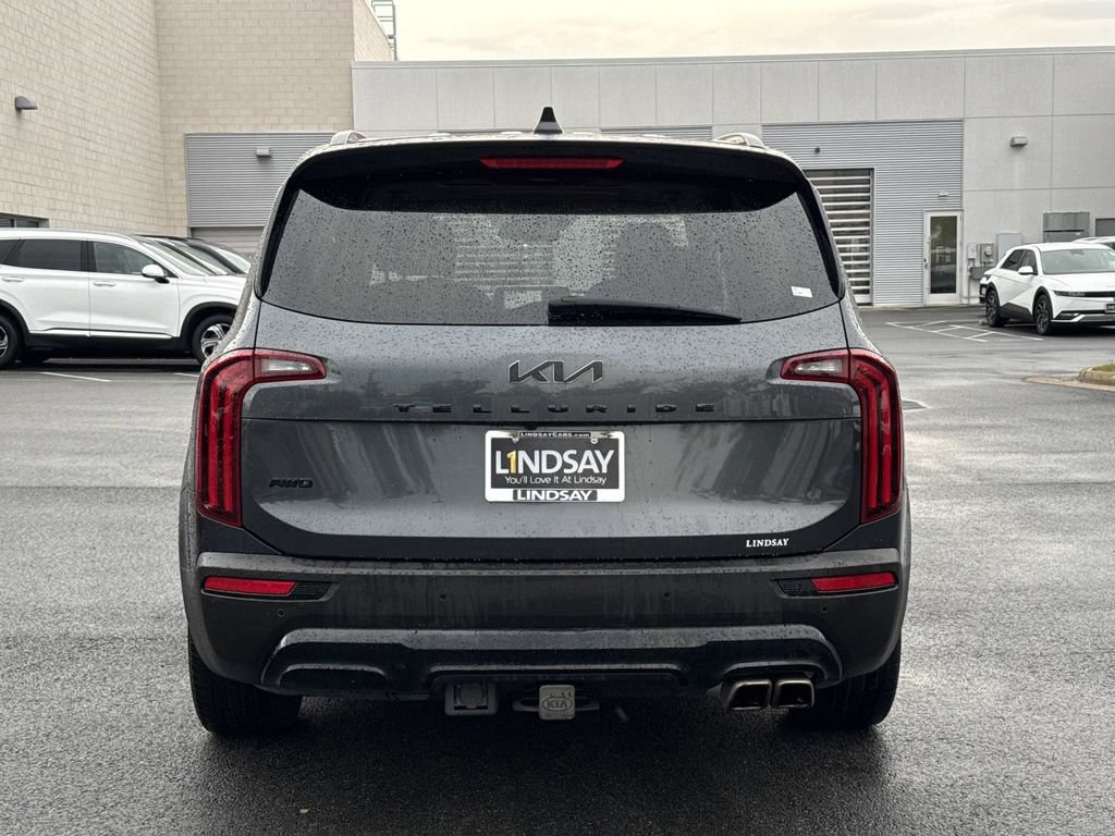 Used 2022 Kia Telluride EX w/ EX Premium Package AWD/4WD image 4