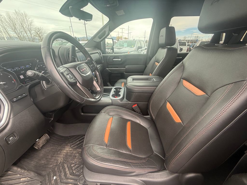 Used 2020 GMC Sierra 3500 AT4 w/ AT4 Premium Package AWD/4WD image 3