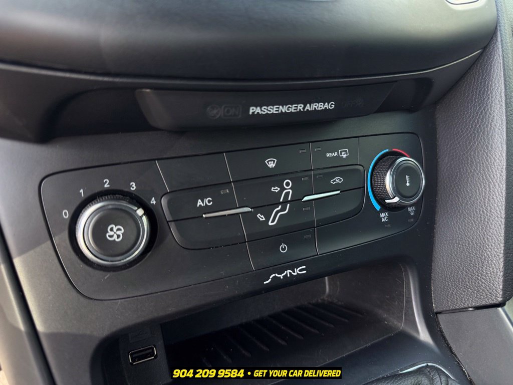 Used 2017 Ford Focus ST FWD image 11