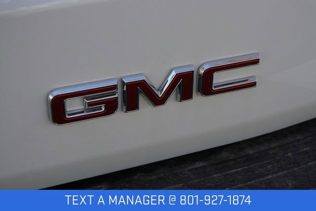 New 2026 GMC Yukon XL Denali w/ Sun & Power Step Package image 9