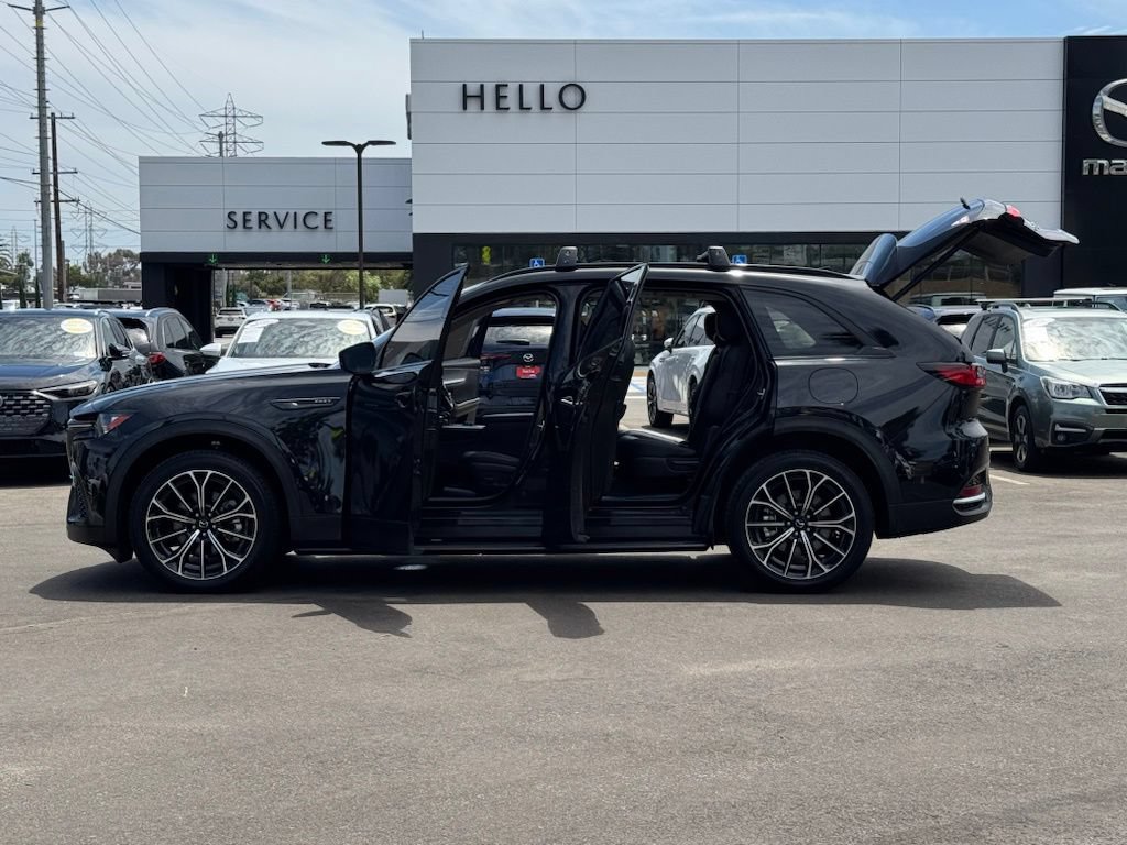 Certified 2025 MAZDA CX-70 Plug-In Hybrid w/ Premium Pkg AWD/4WD image 27